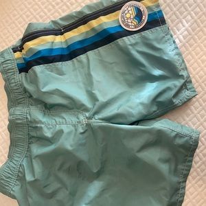 Like new Vans trunks